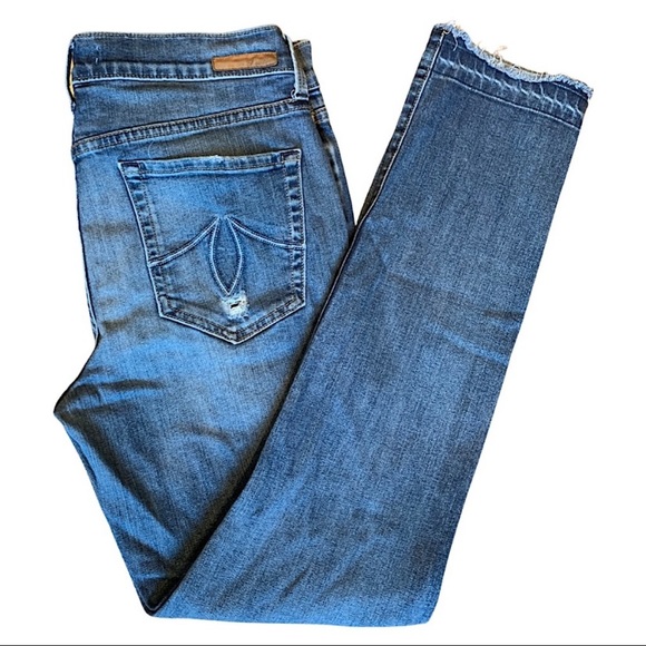 Anthro Level 99 Morgan Slouchy Straight Jeans
Size: 27 - Picture 1 of 3